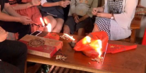小姐姐和老奶奶对打视频,小姐姐与老奶奶的精彩对打瞬间